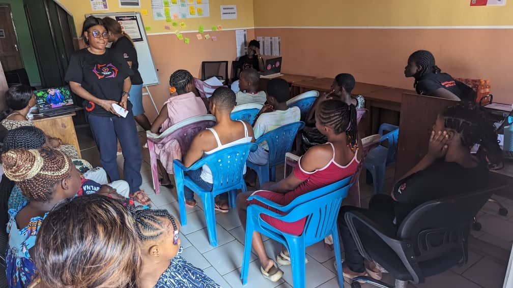 CAUSERIE EDUCATIVE SUR LHYGIENE MENSTRUELLE MAI 2024
