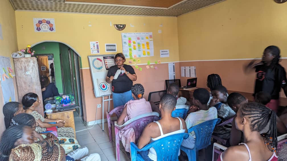CAUSERIE EDUCATIVE SUR LHYGIENE MENSTRUELLE MAI 2024