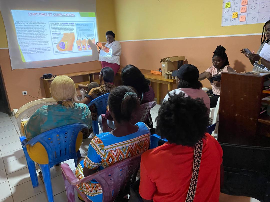 JOURNEE RECREATRIVE ET CAUSERIE EDUCATIVE SUR LE SEIN MOIS ROSE OCTOBRE 2023